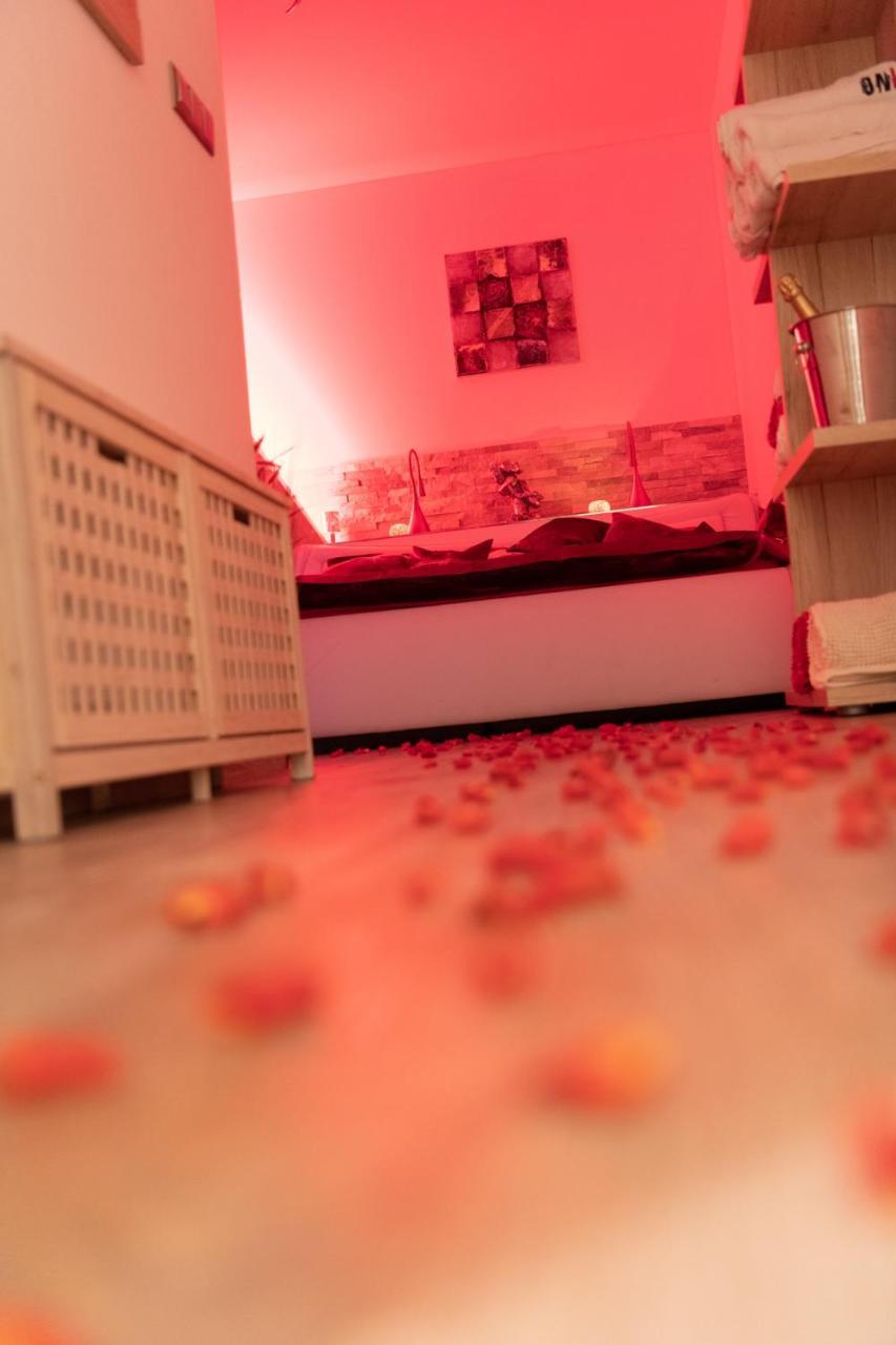Romantický wellness suite hotel Heinz Dobris Exterior foto