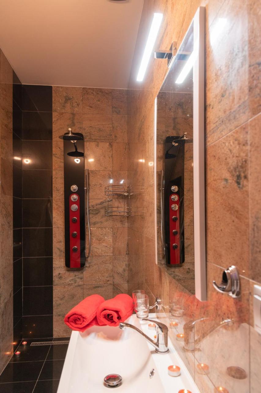 Romantický wellness suite hotel Heinz Dobris Exterior foto